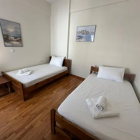 Eliasnest λητώ Leto - άνετο 4 ατόμων με 2 υπνοδωμάτια και 2 μπάνια στο κέντρο της καλαμάτας Апартаменты *